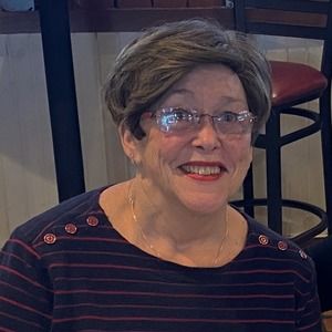 Meet your Posher, Sandy